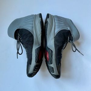 Jordan Flight Plate mens shoe. Gray, Size 10.5. bought & worn in America